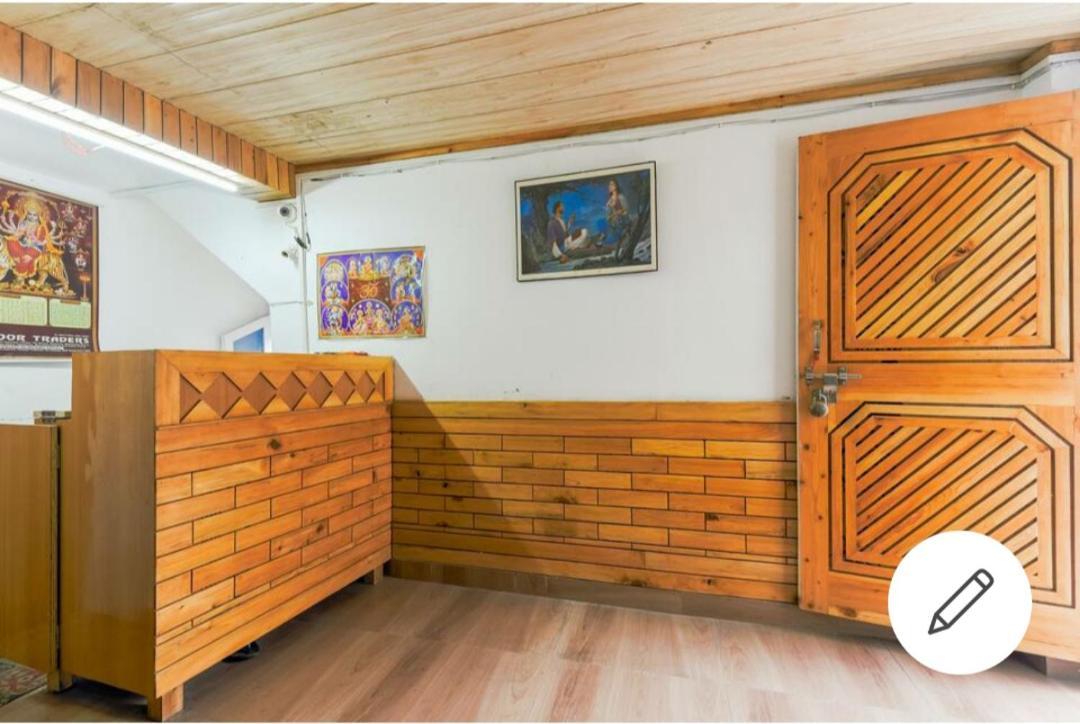 Banjār Tirthan Crest Homestay المظهر الخارجي الصورة