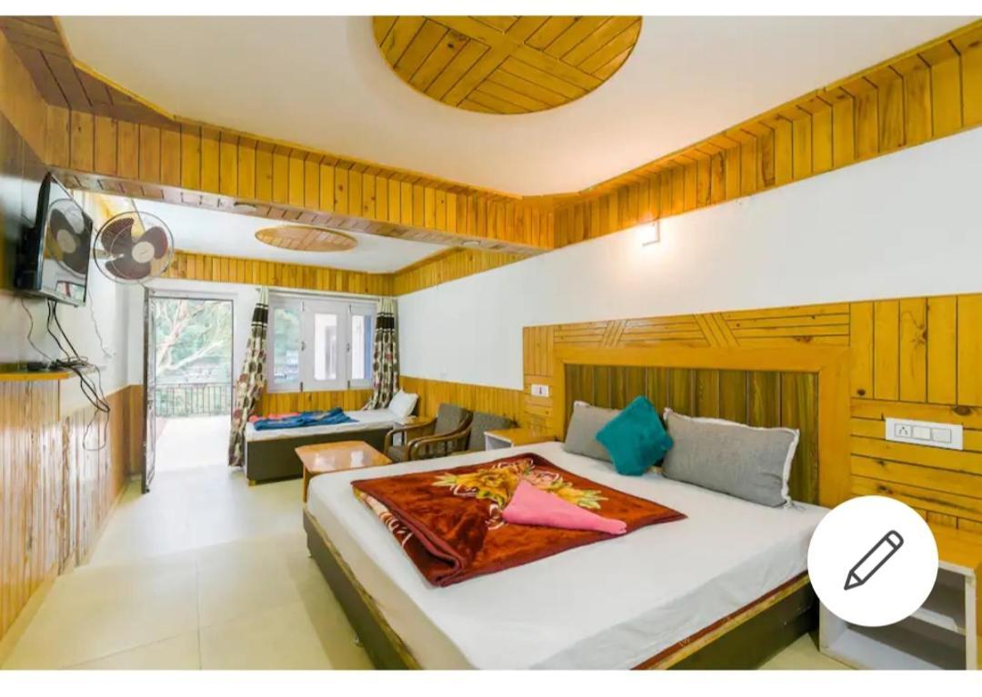 Banjār Tirthan Crest Homestay المظهر الخارجي الصورة