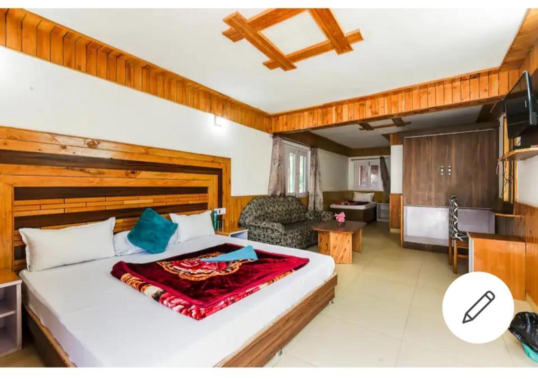 Banjār Tirthan Crest Homestay المظهر الخارجي الصورة